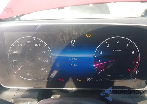 2024 Mercedes-Benz Glc 300 4Matic Suv z USA, uszkodzony, nr VIN W1NKM4HB5RF205441